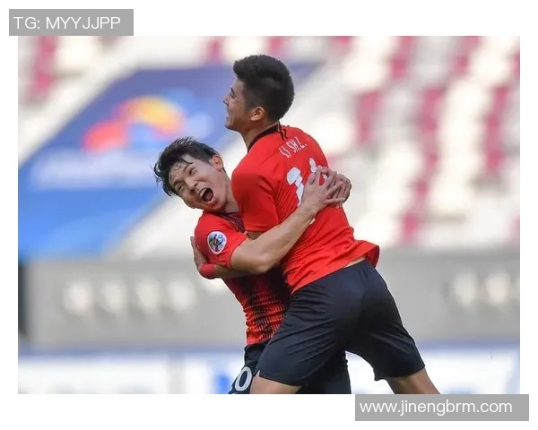 2019年亚冠精彩回放上港对阵悉尼的激烈比赛瞬间解析